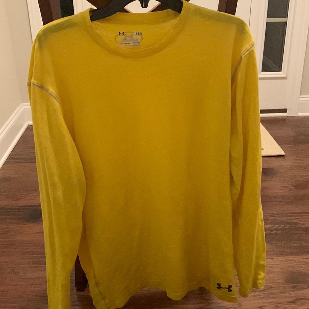 Men’s size L bright yellow Under Armour long sleeve shirt